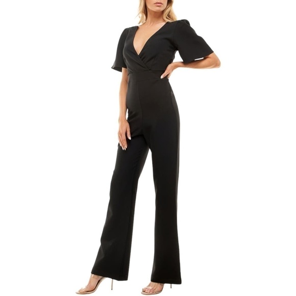 SOCIALITE Deep Surplice Neck Flutter Sleeve Jumpsuit black - Picture 1 of 14